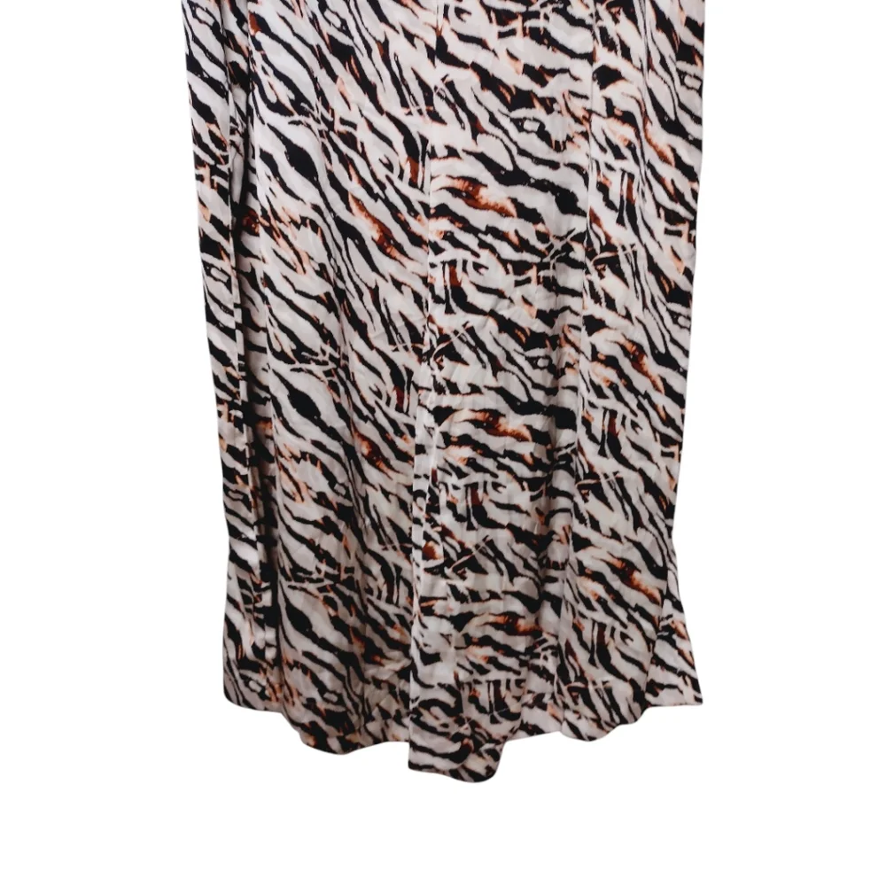 Torrid Pull-On Super Wide Leg Streaky Satin High-Rise Pant Size 4 Or 4X Short - Picture 4 of 8